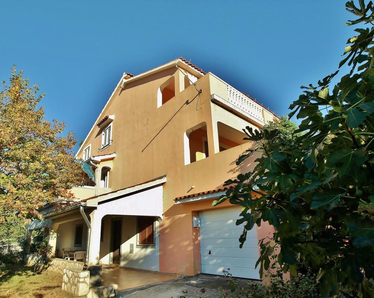 Feniks Apartmani Lopar Exterior photo